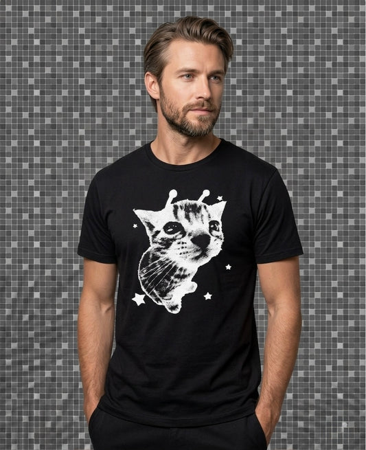 Y2K Alien Cat Meme Retro Silly Cat Vintage Kitty Funny Shirt T-Shirt