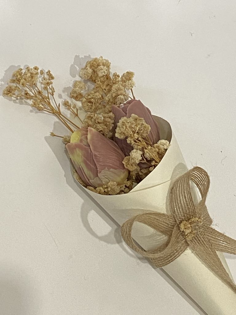 Personalized Tulip Scented Candle cone| Wax Melt| 1.8 oz